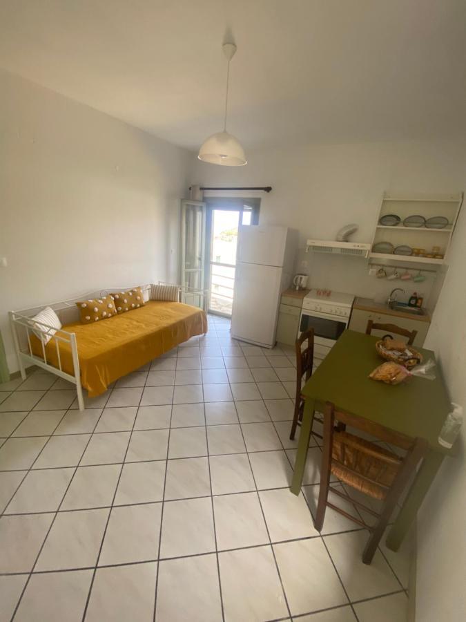 Amnia Apartment Agios Romanos Ngoại thất bức ảnh